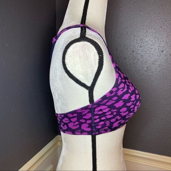 Lululemon Free to Be Sports Bra - Picture 6 of 9